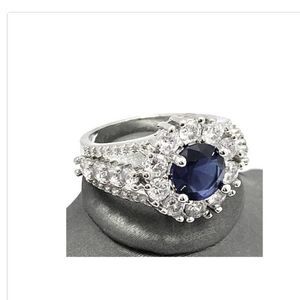 2.9 ctw Blue Sapphire Ring